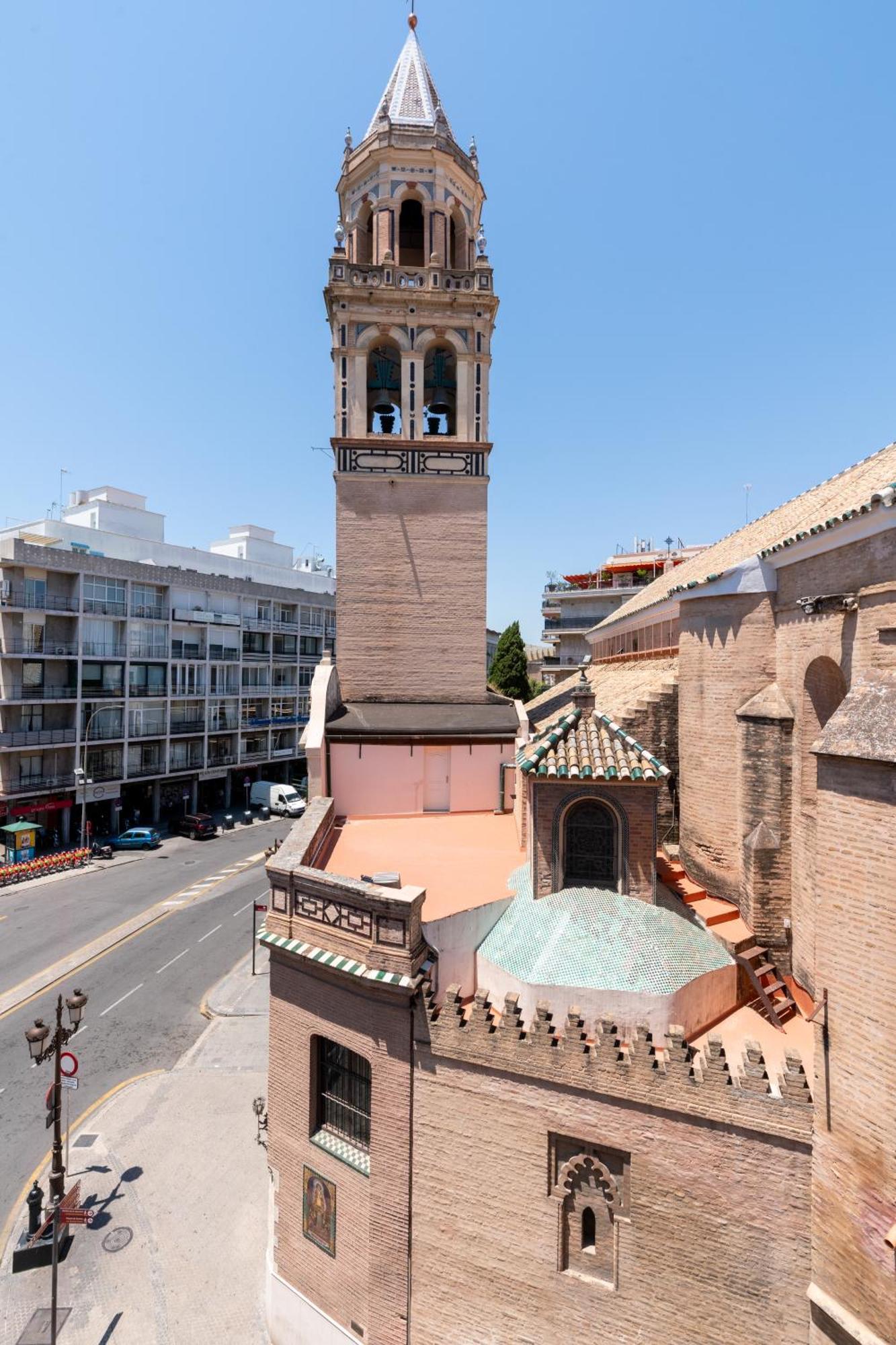 Penthouse!!! Center Of Seville!!! 2 Bedroom + 2 Bath!!! Exterior photo